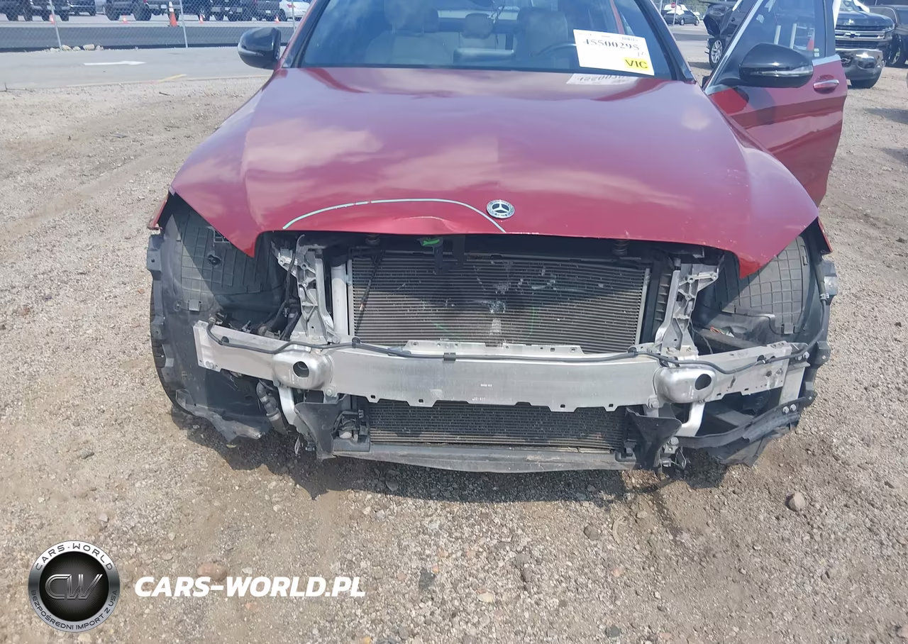 2018 Mercedes-Benz C 300 4Matic VIN:55SWF4KBXJU274015 - 6