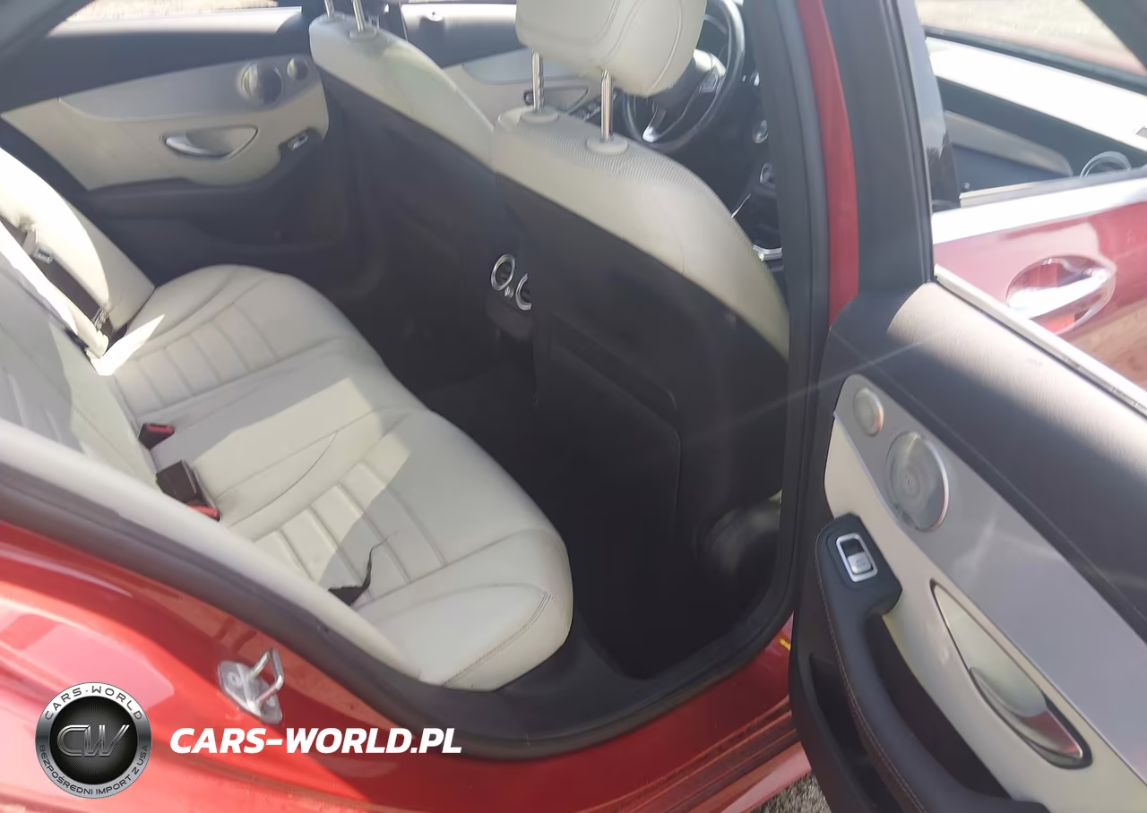 2018 Mercedes-Benz C 300 4Matic VIN:55SWF4KBXJU274015 - 8