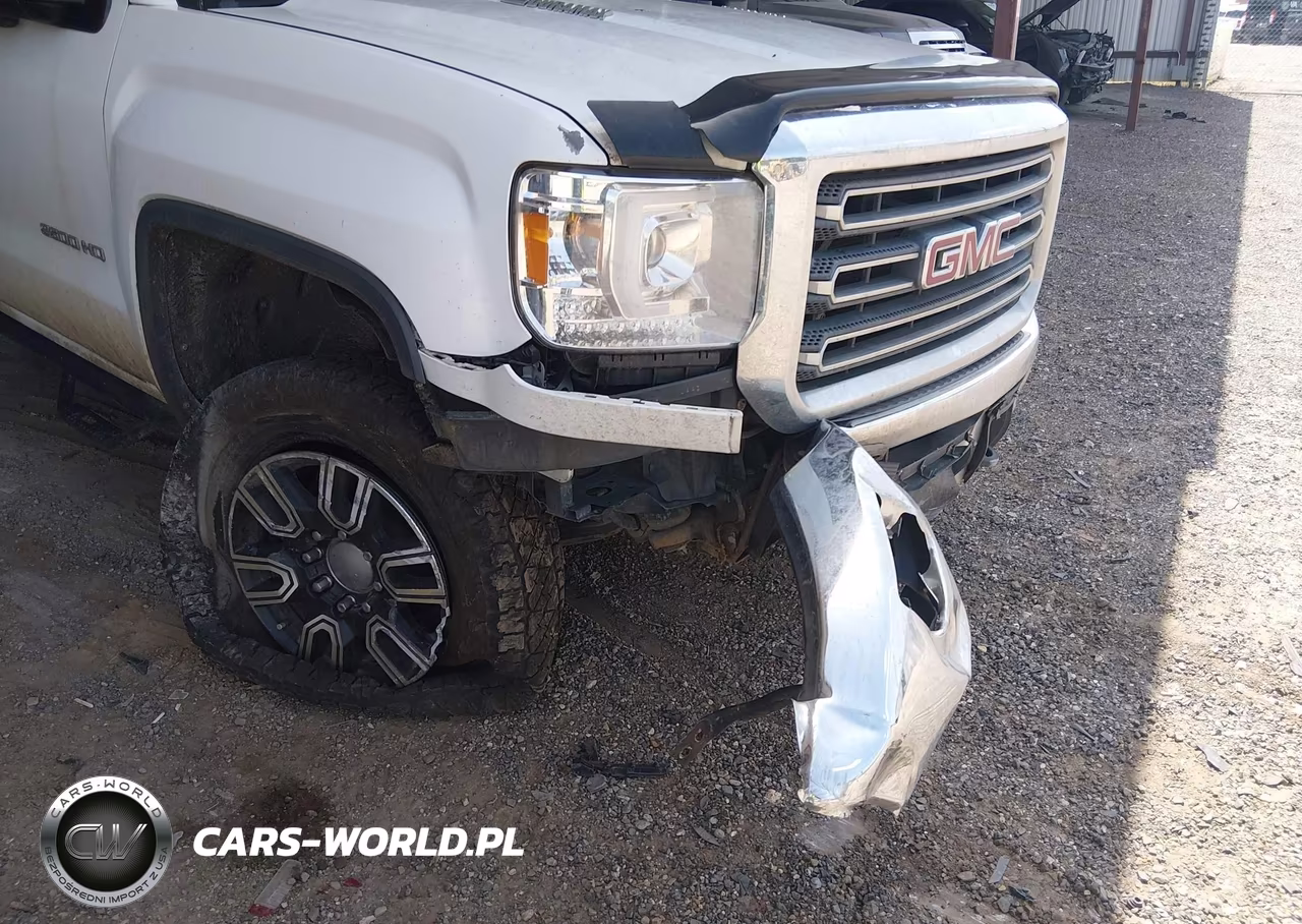 2015 GMC Sierra 2500Hd VIN:1GT12XE82FF104579 - 6