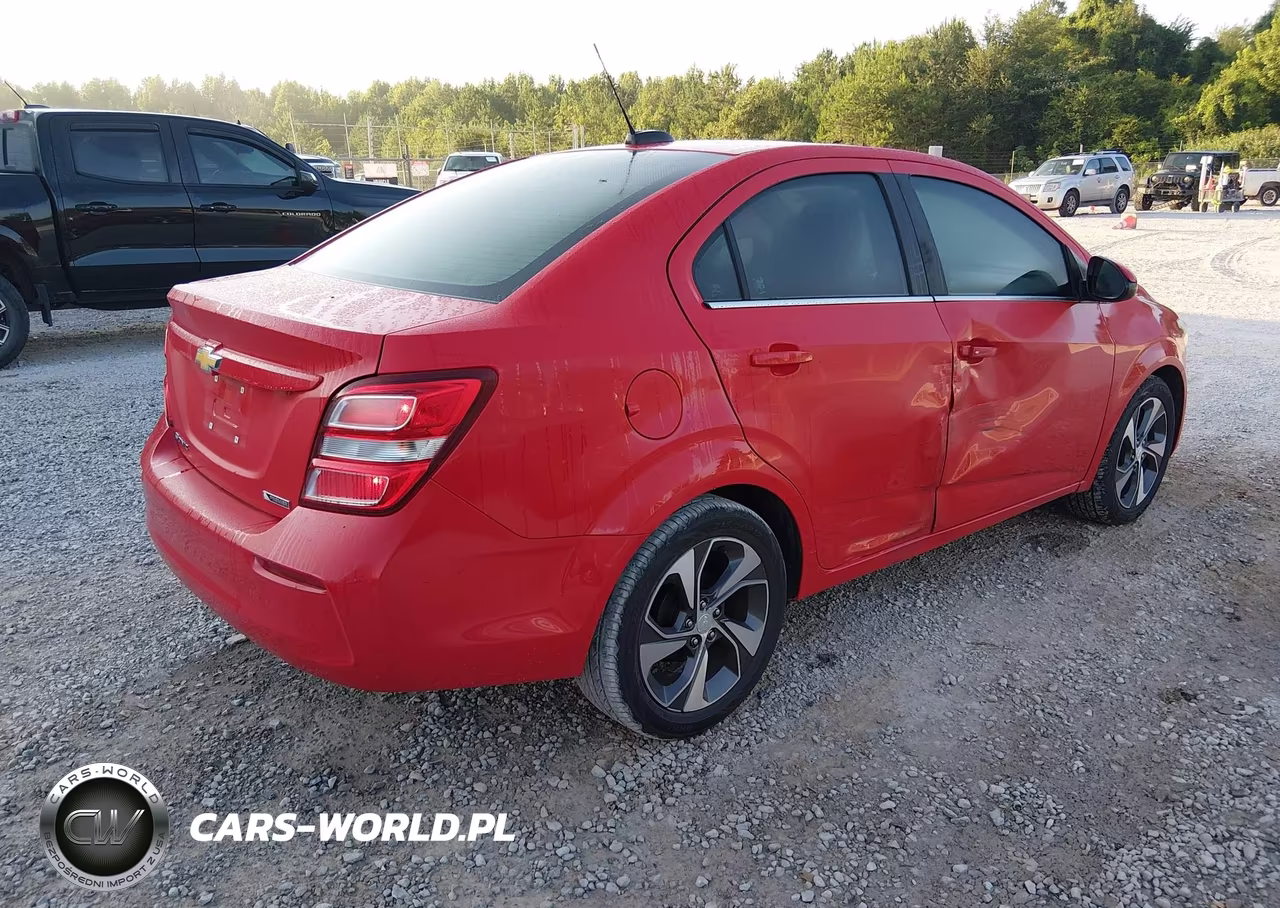 2019 Chevrolet Sonic Premier Auto VIN:1G1JF5SB1K4122367 - 4