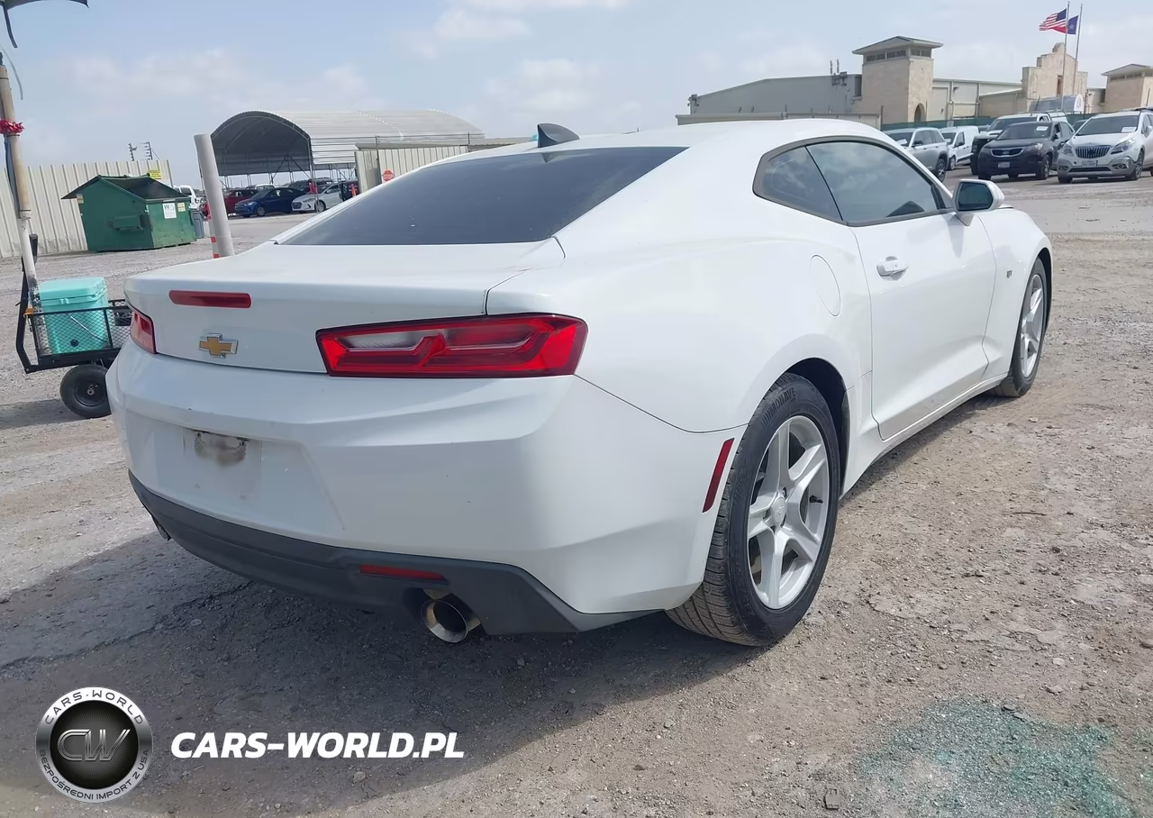 2017 Chevrolet Camaro 1Lt VIN:1G1FB1RS3H0113735 - 4