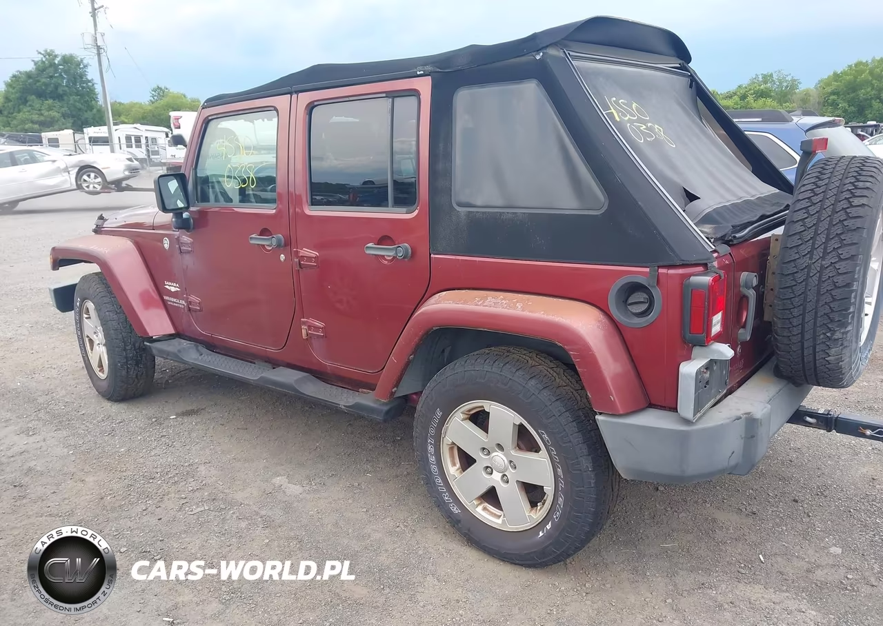 2007 Jeep Wrangler Unlimited Sahara VIN:1J4GA59117L157902 - 3