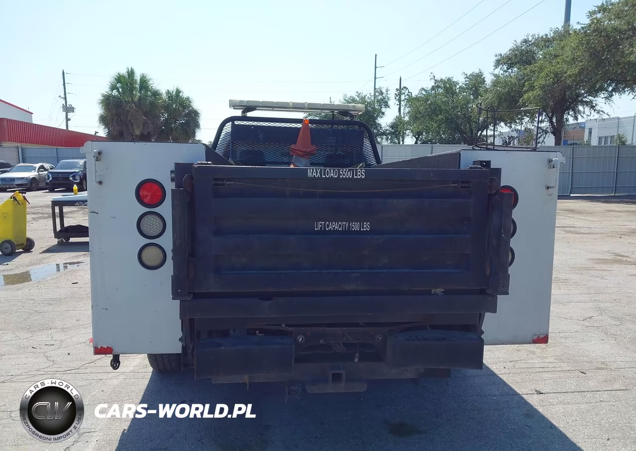 2015 Ford F-350 Chassis Xl-Xlt VIN:1FDRF3G66FED18309 - 15