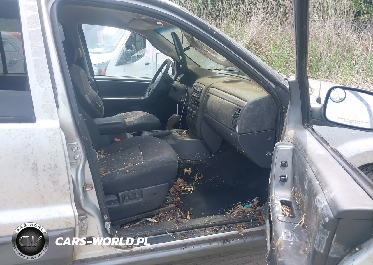 2002 Jeep Grand Cherokee Laredo VIN:1J4GW48S02C251770 - 5