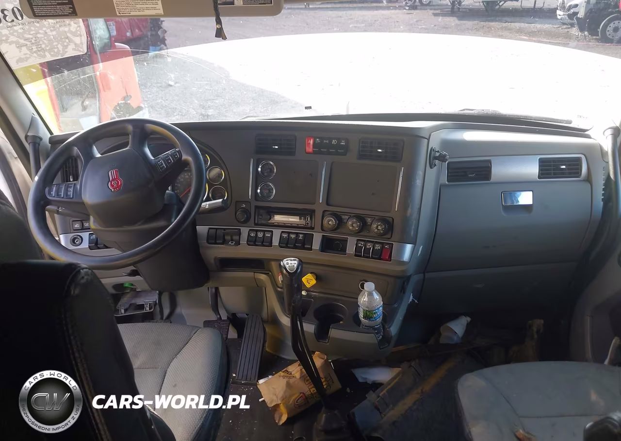 2020 Kenworth T680 VIN:1XKYD49X6LJ376364 - 19