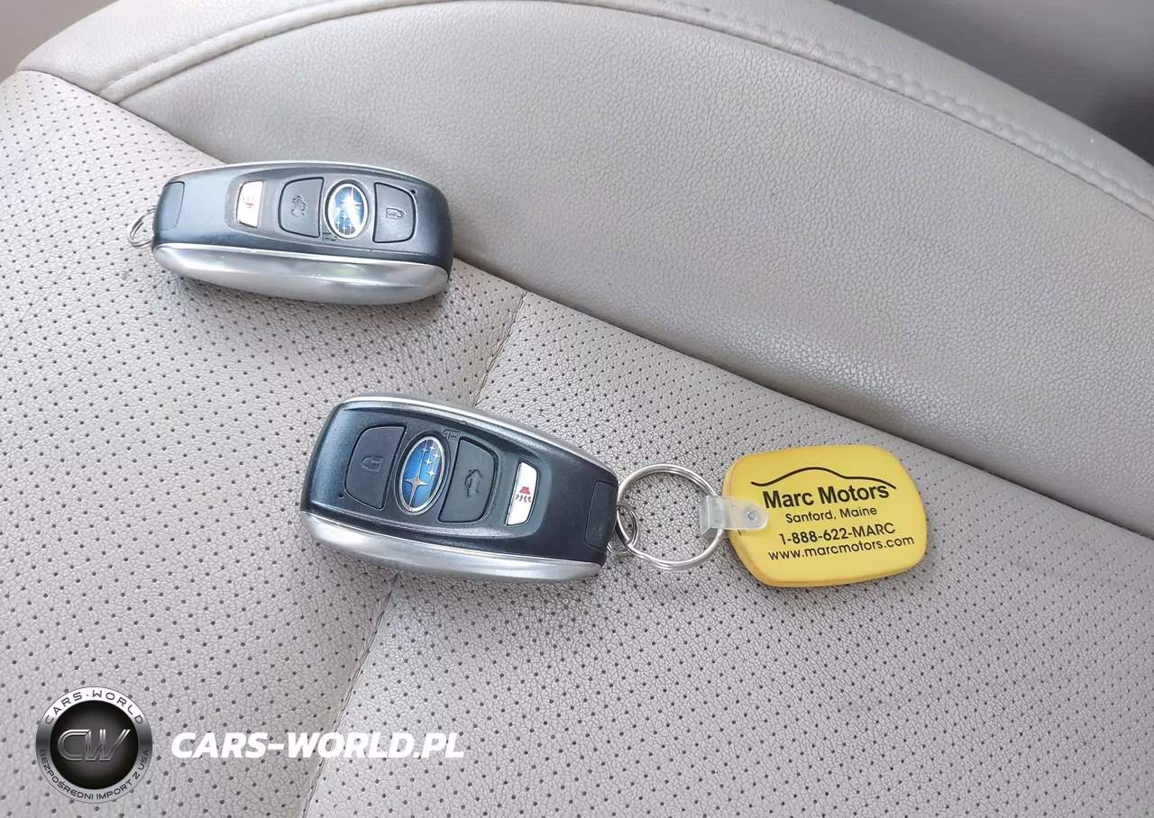 2016 Subaru Outback 2.5I Limited VIN:4S4BSALC1G3311035 - 11