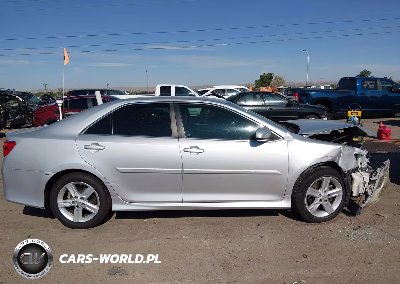 2013 Toyota Camry Se VIN:4T1BF1FK4DU239633 - 14