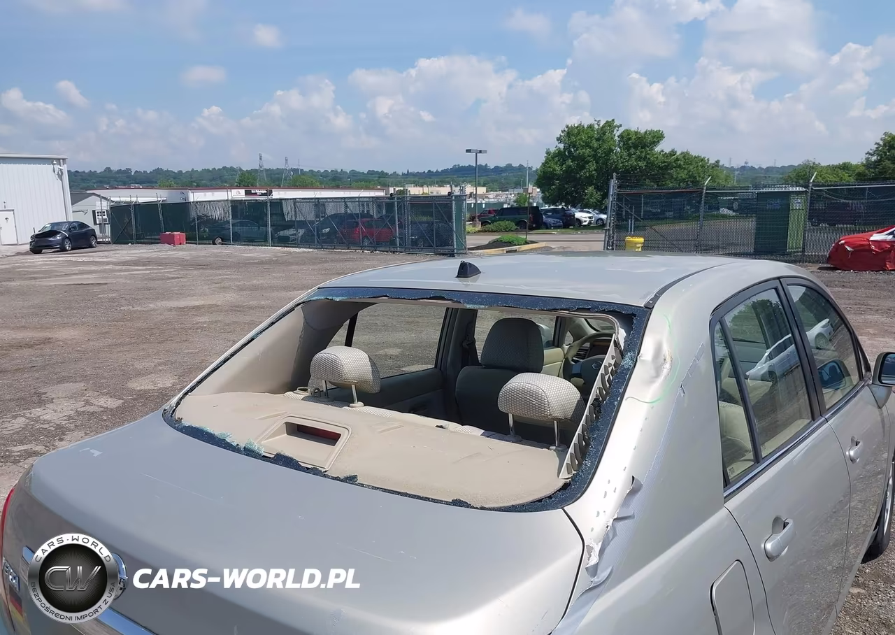 2007 Nissan Versa 1.8Sl VIN:3N1BC11E37L460527 - 6