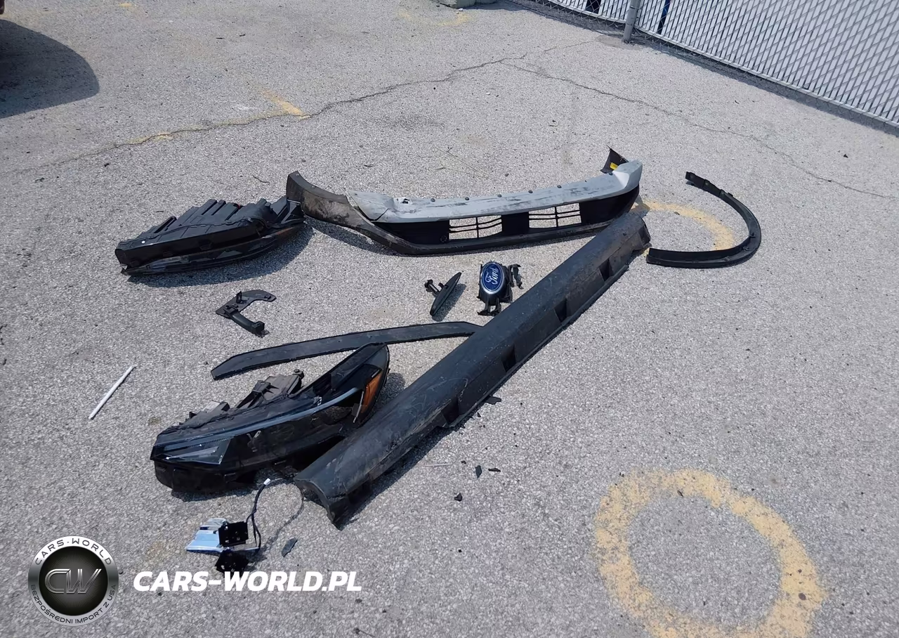 2025 Ford Escape Active VIN:1FMCU9GN1SUA06596 - 12