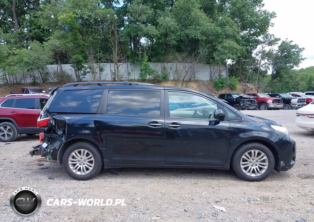 2015 Toyota Sienna Xle 8 Passenger VIN:5TDYK3DC8FS676494 - 13