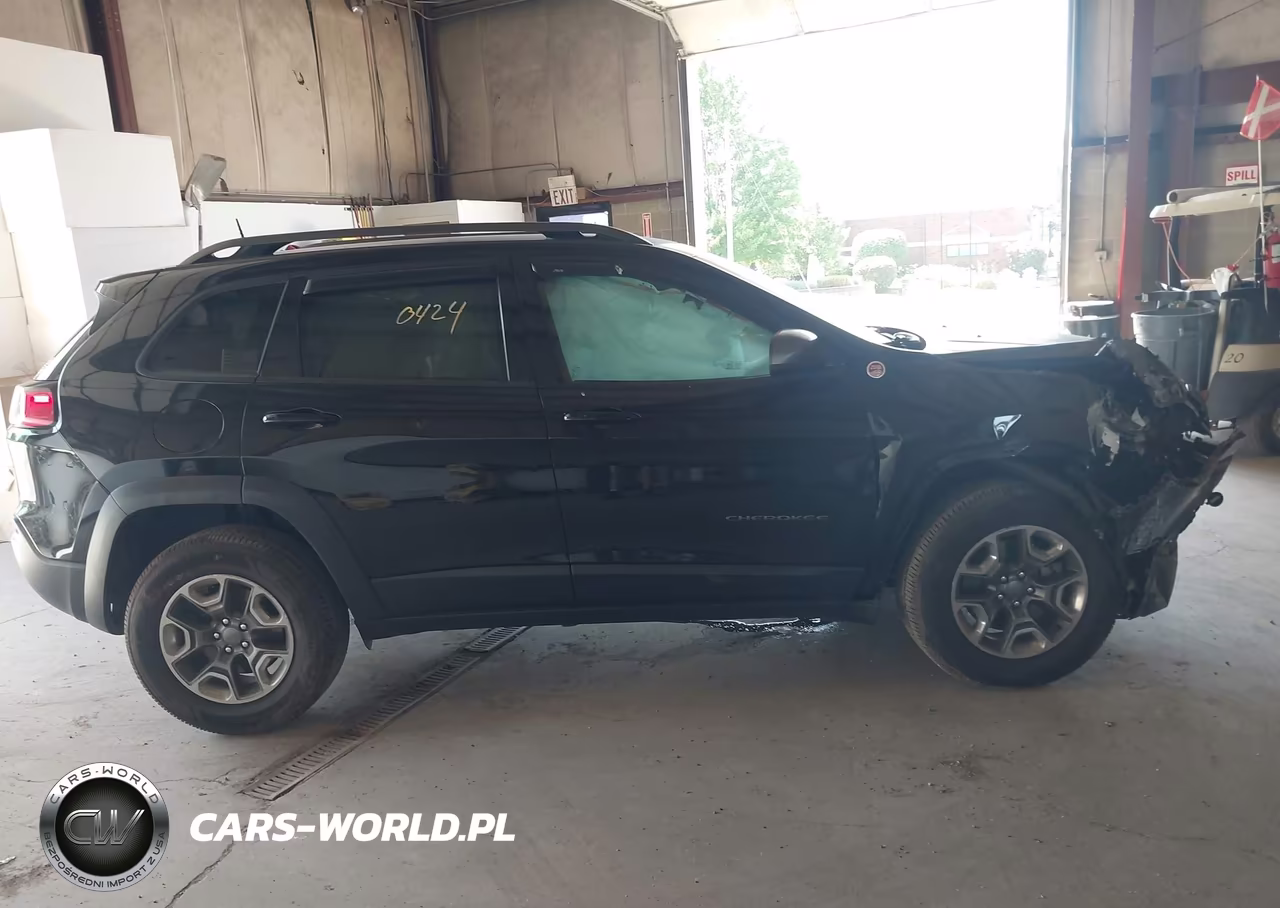 2019 Jeep Cherokee Trailhawk 4X4 VIN:1C4PJMBX0KD228766 - 13