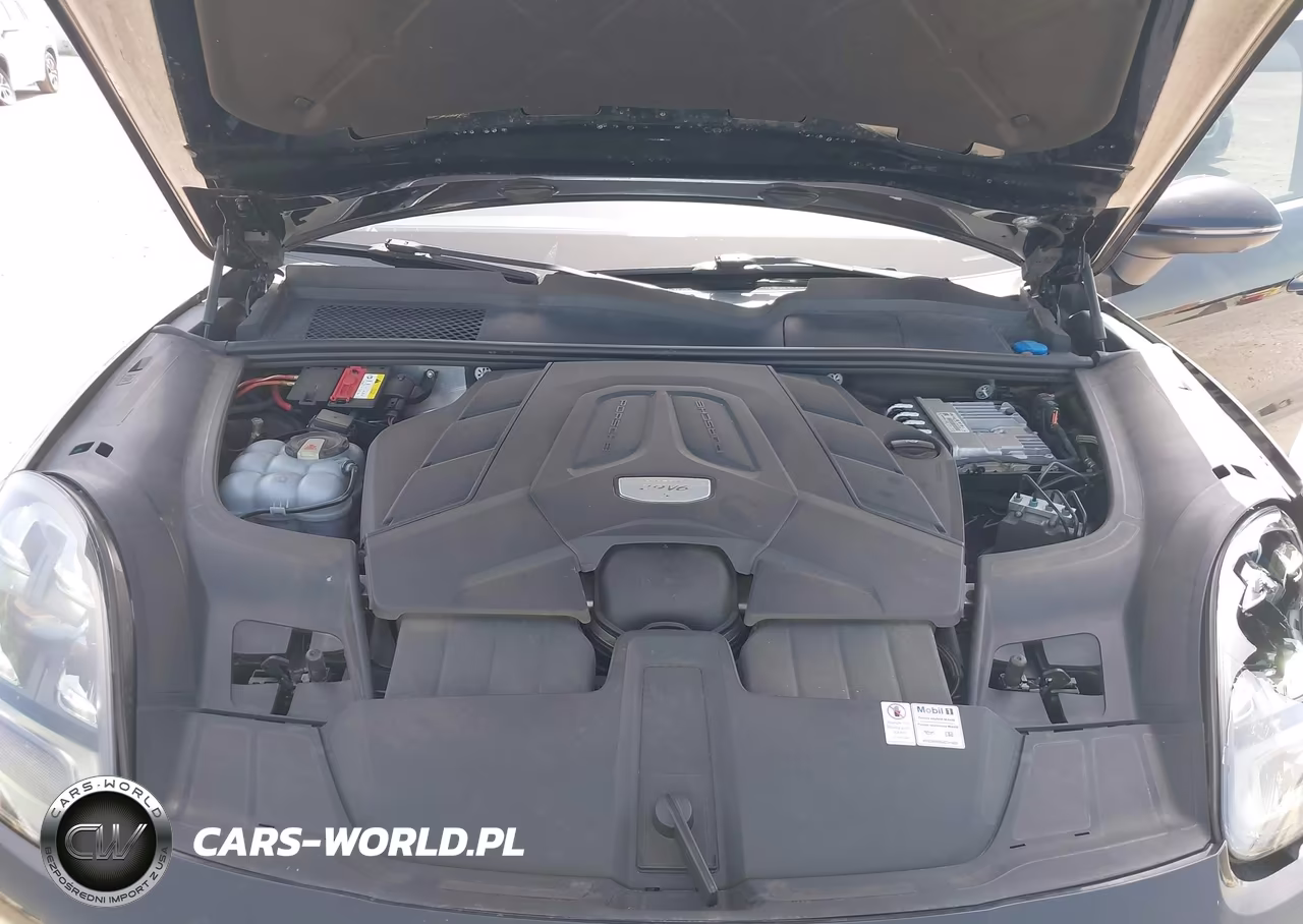 2020 Porsche Cayenne S VIN:WP1AB2AY6LDA28038 - 10