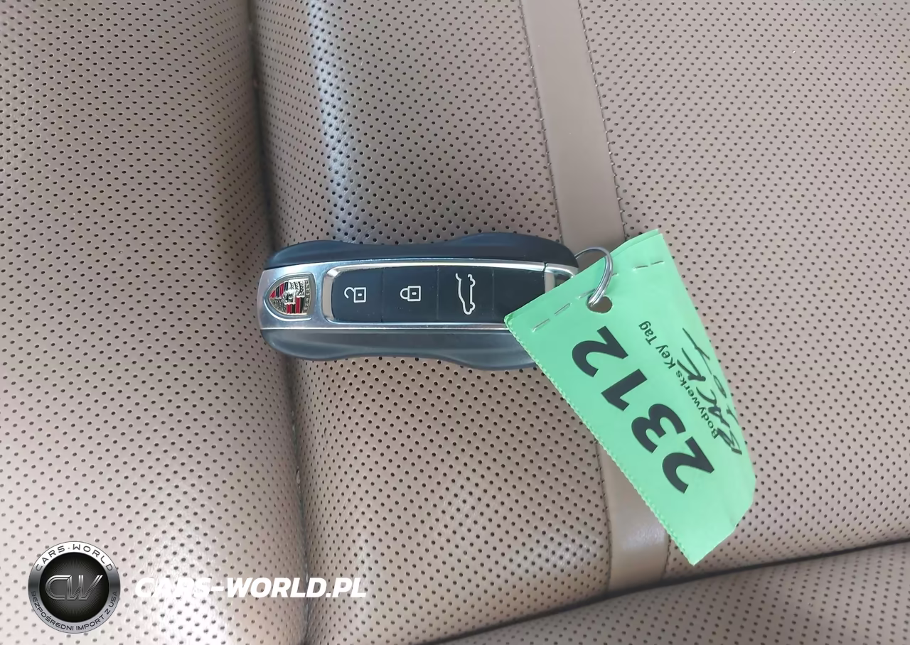 2020 Porsche Cayenne S VIN:WP1AB2AY6LDA28038 - 11