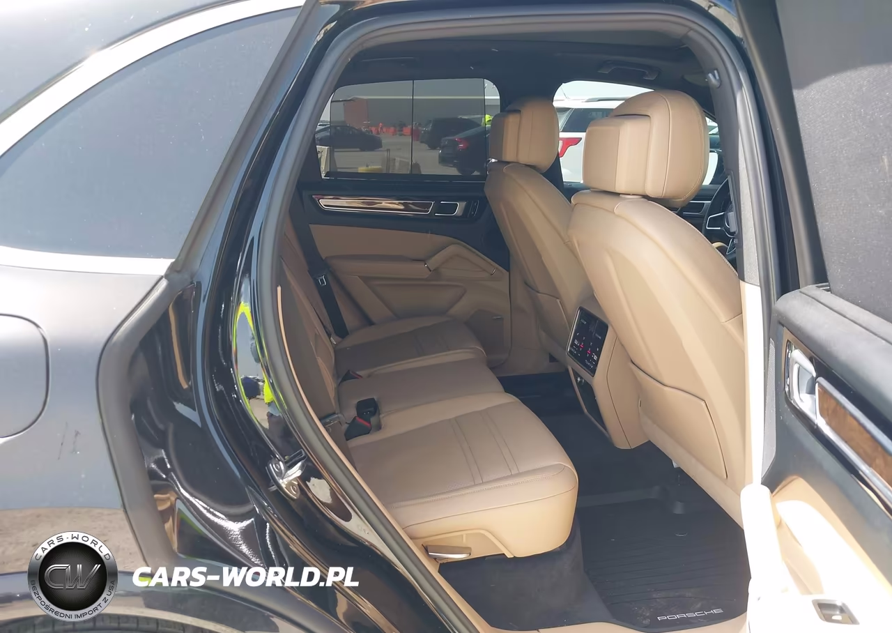 2020 Porsche Cayenne S VIN:WP1AB2AY6LDA28038 - 8