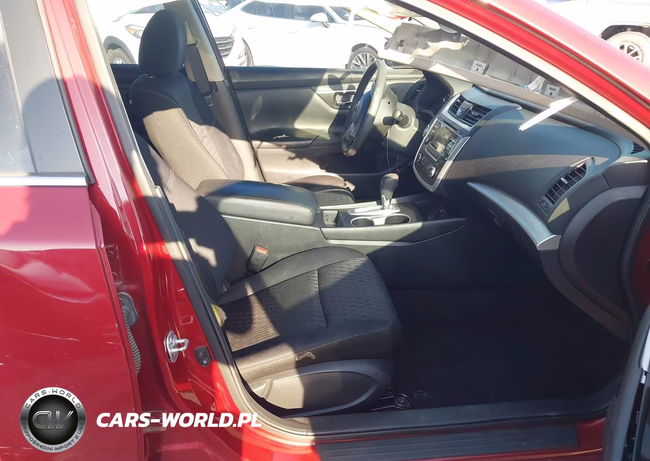 2017 Nissan Altima 2.5 S VIN:1N4AL3AP3HN312715 - 5