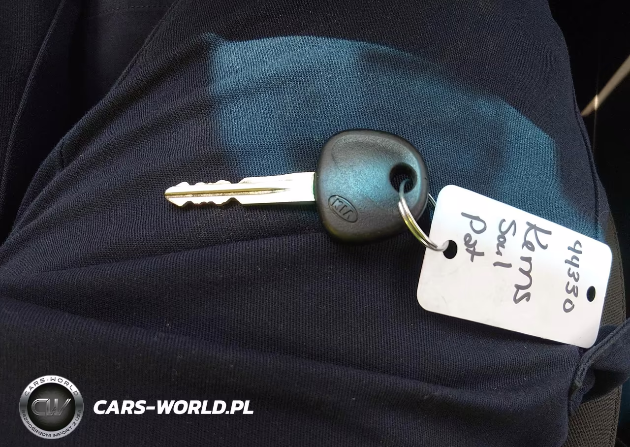 2013 Kia Soul VIN:KNDJT2A55D7554214 - 11