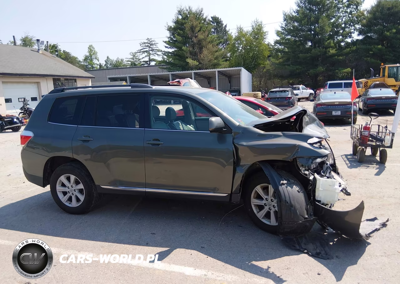 2012 Toyota Highlander Base V6 VIN:5TDBK3EH9CS144215 - 14