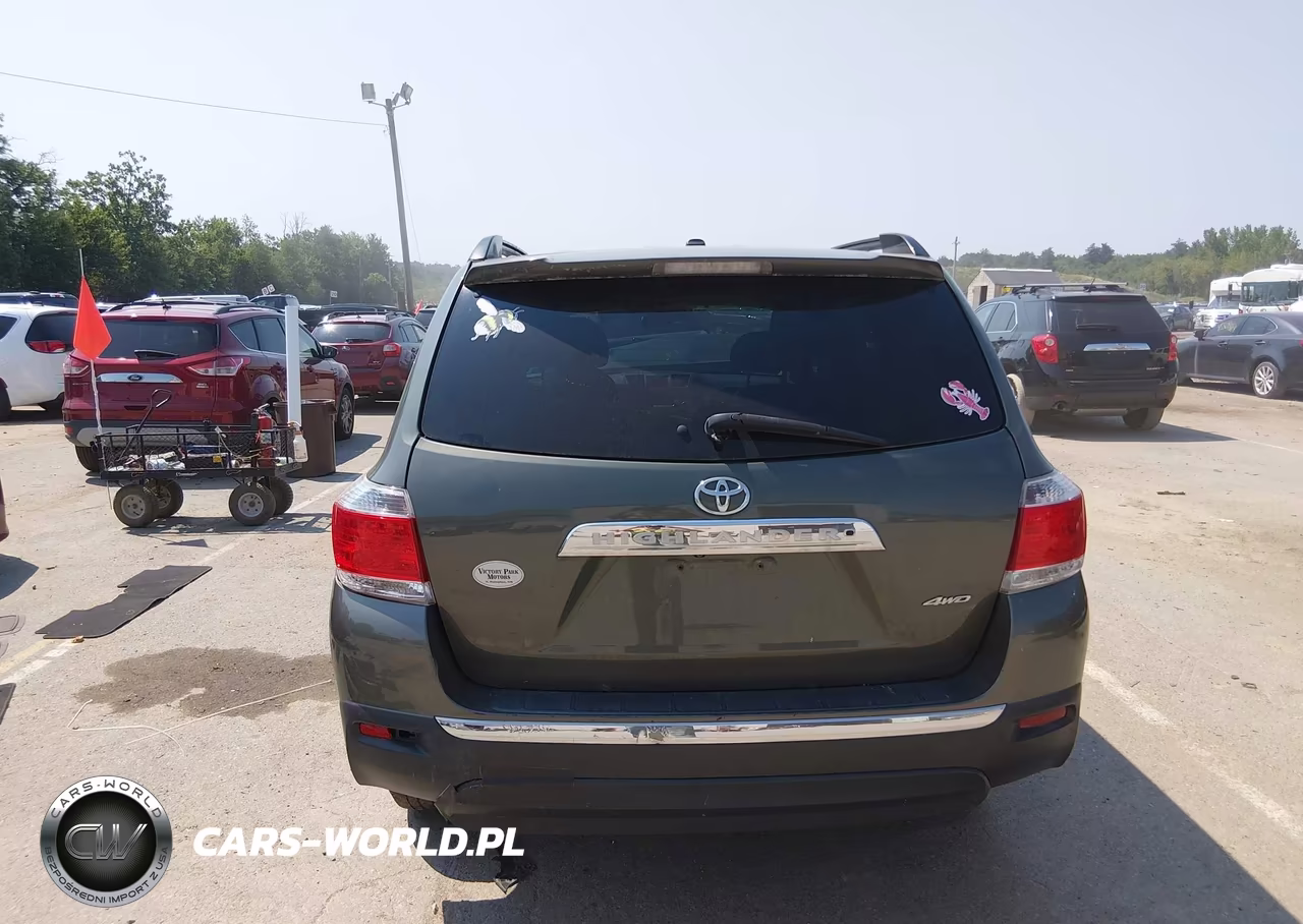2012 Toyota Highlander Base V6 VIN:5TDBK3EH9CS144215 - 17