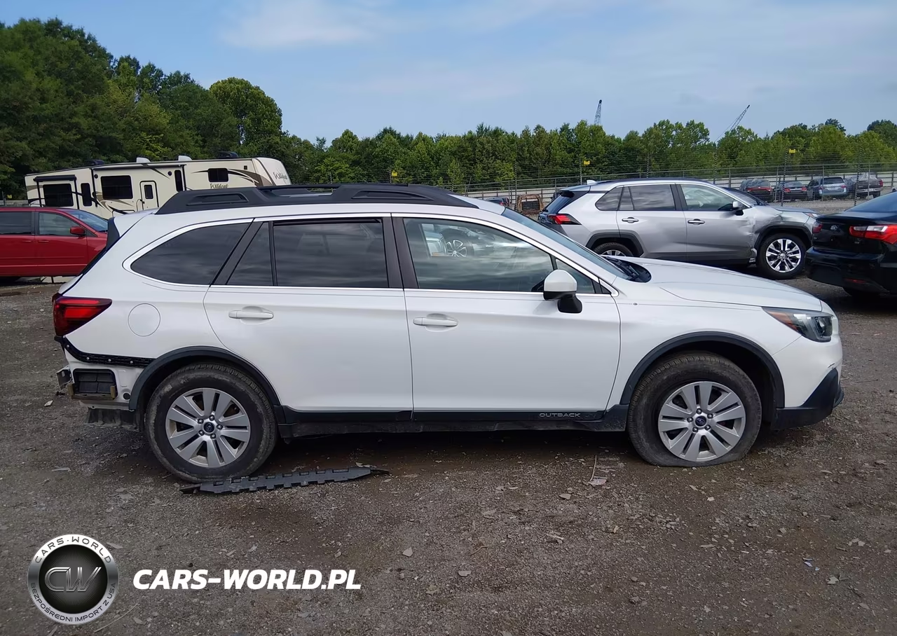 2019 Subaru Outback 2.5I Premium VIN:4S4BSAFC2K3308410 - 14