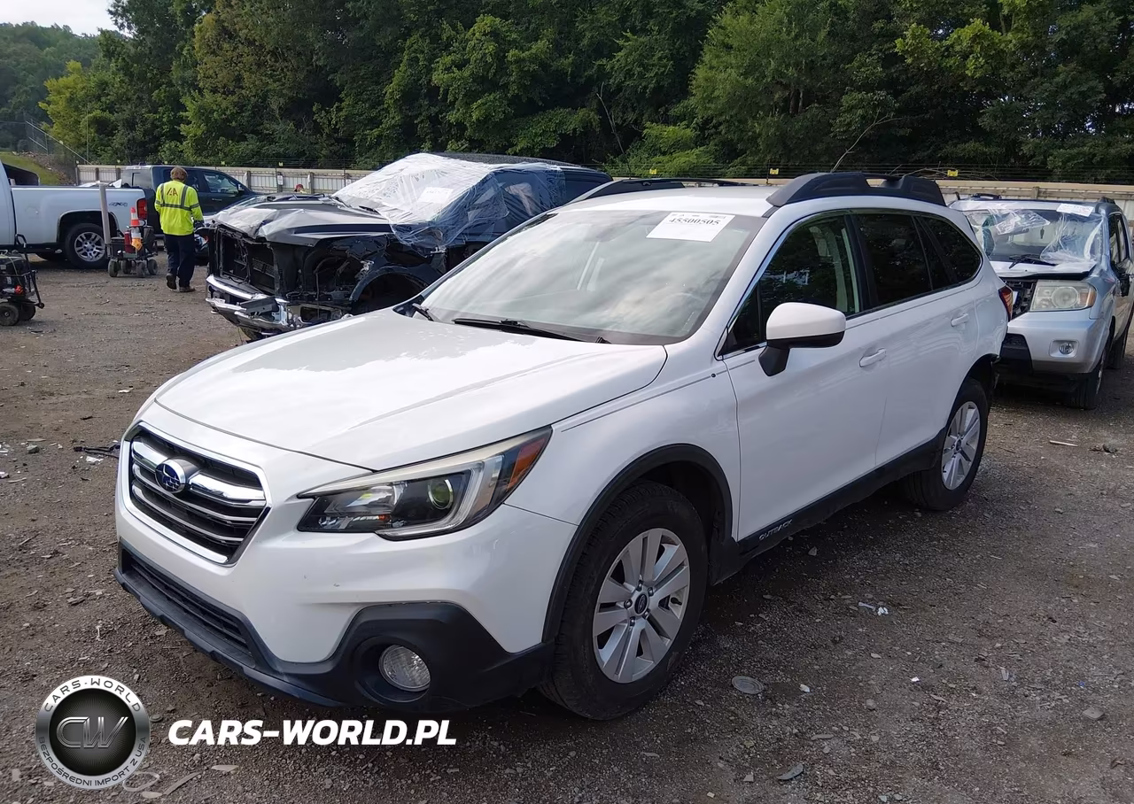 2019 Subaru Outback 2.5I Premium VIN:4S4BSAFC2K3308410 - 2