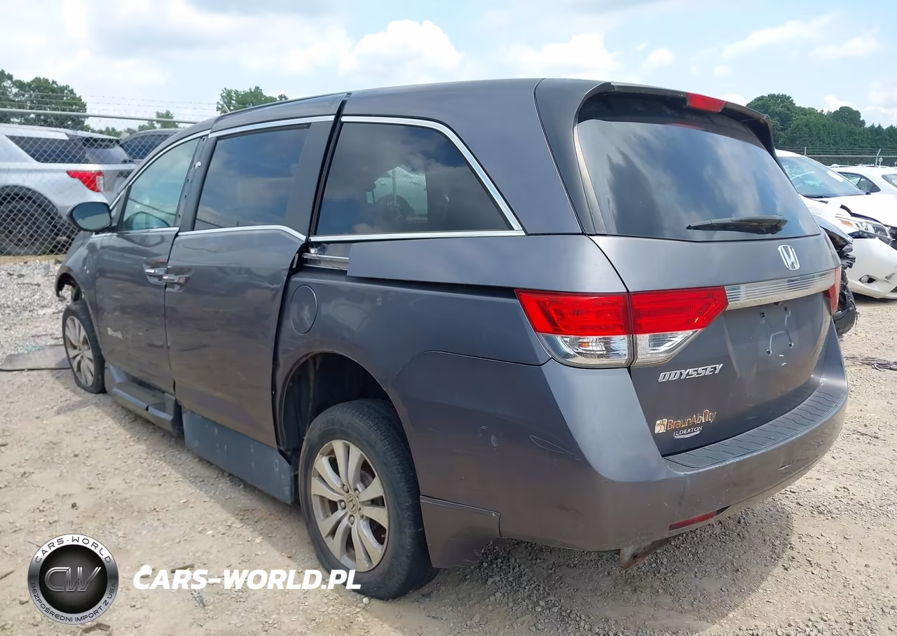 2015 Honda Odyssey Ex-L VIN:5FNRL5H60FB079006 - 3