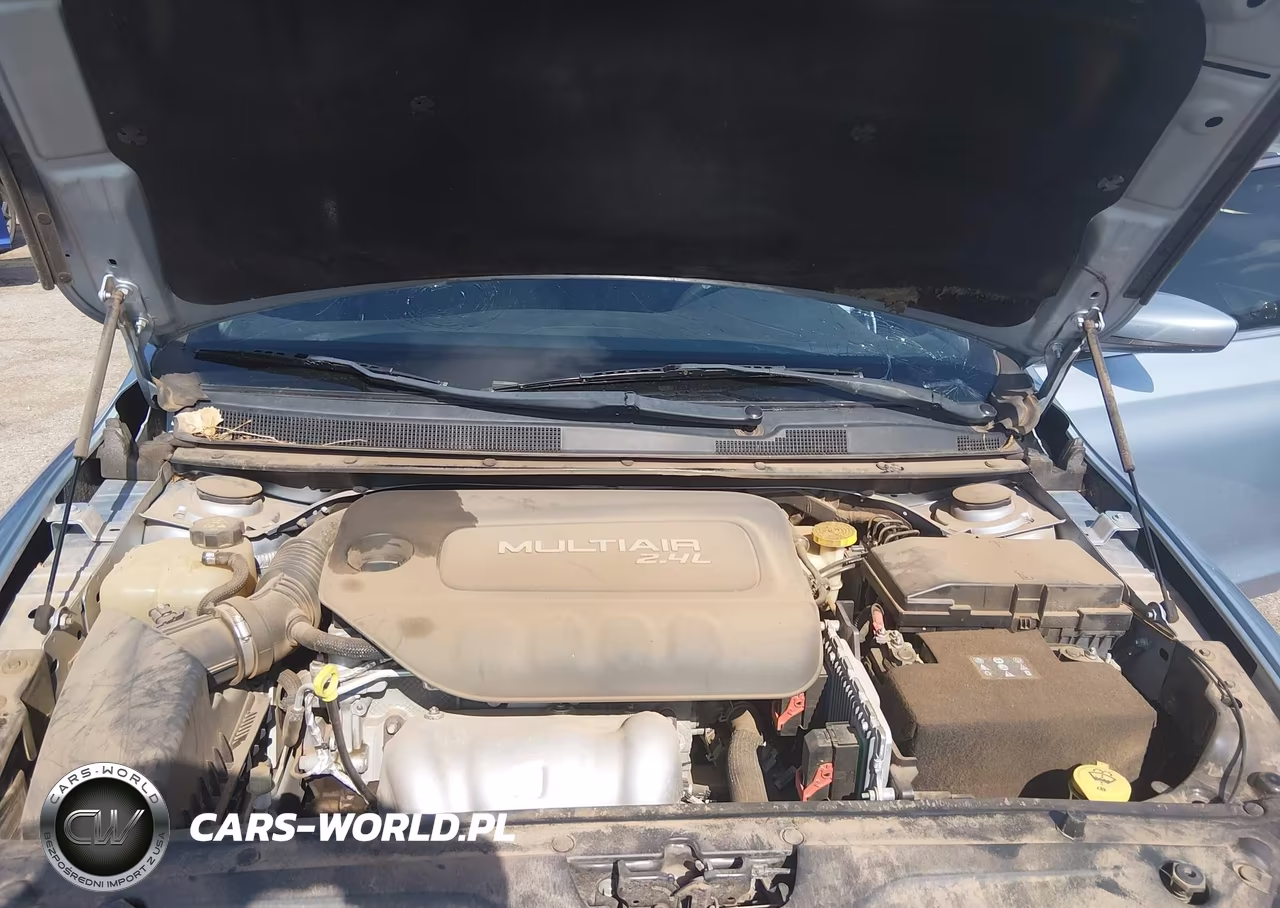 2015 Chrysler 200 Limited VIN:1C3CCCAB8FN641127 - 10
