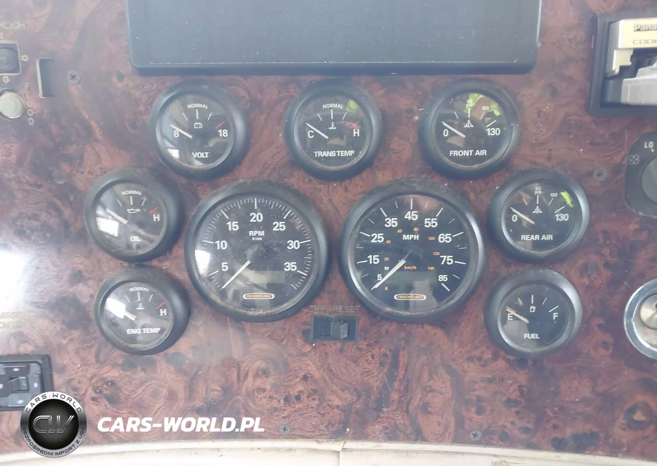 2001 Freightliner Chassis Vcl VIN:4UZAAKA851CH68816 - 7