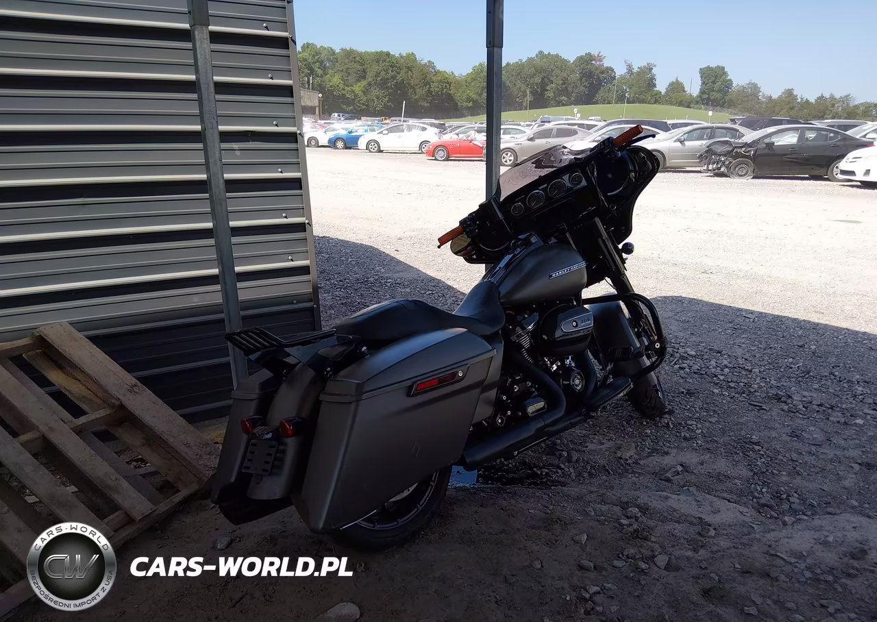 2019 Harley-Davidson Flhxs VIN:1HD1KRP15KB660638 - 4