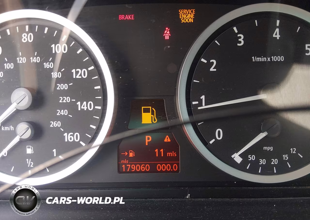 2006 BMW 525Xi VIN:WBANF33516CS36724 - 12