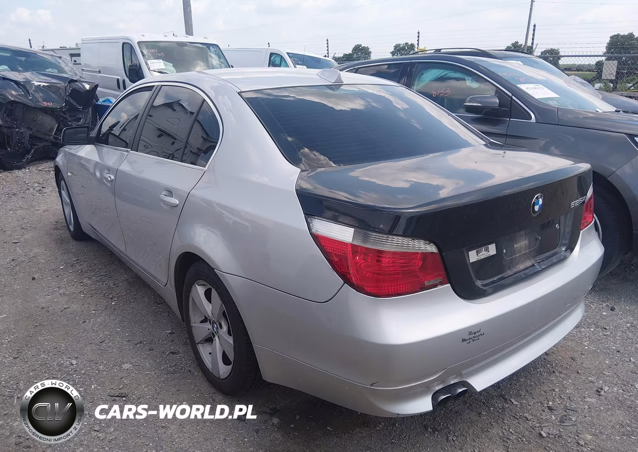 2006 BMW 525Xi VIN:WBANF33516CS36724 - 3