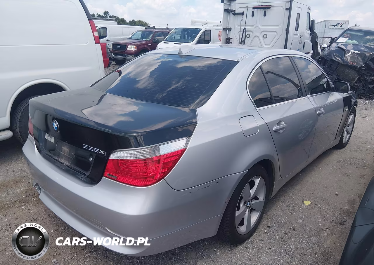 2006 BMW 525Xi VIN:WBANF33516CS36724 - 4
