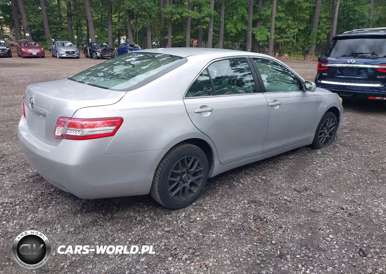 2010 Toyota Camry VIN:4T1BF3EKXAU062871 - 4