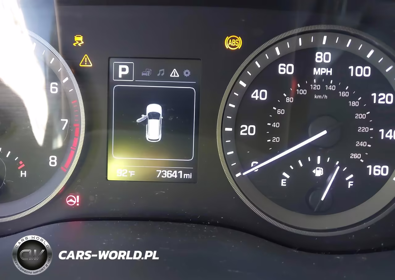 2018 Hyundai Tucson Value VIN:KM8J33A27JU669305 - 15