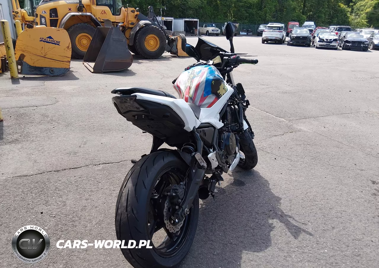 2017 Kawasaki Ex650 F VIN:JKAEXEK12HDA09031 - 4