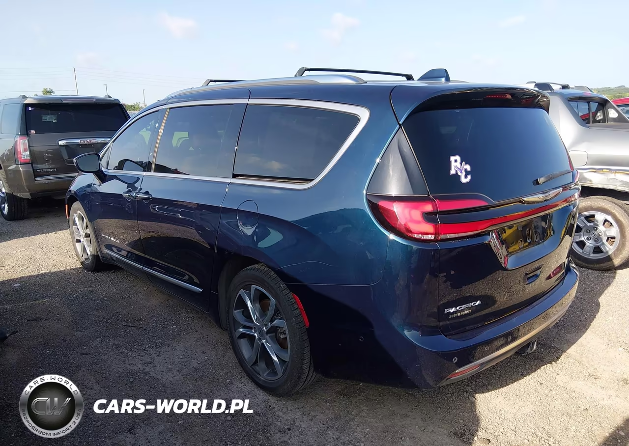 2022 Chrysler Pacifica Pinnacle VIN:2C4RC1PG0NR143082 - 3