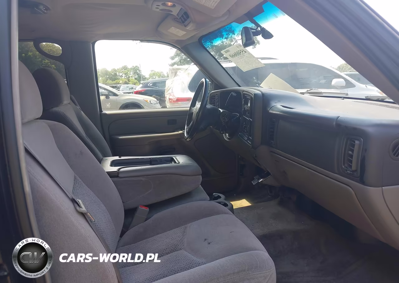2004 Chevrolet Suburban 1500 Ls VIN:1GNFK16T74J328065 - 5