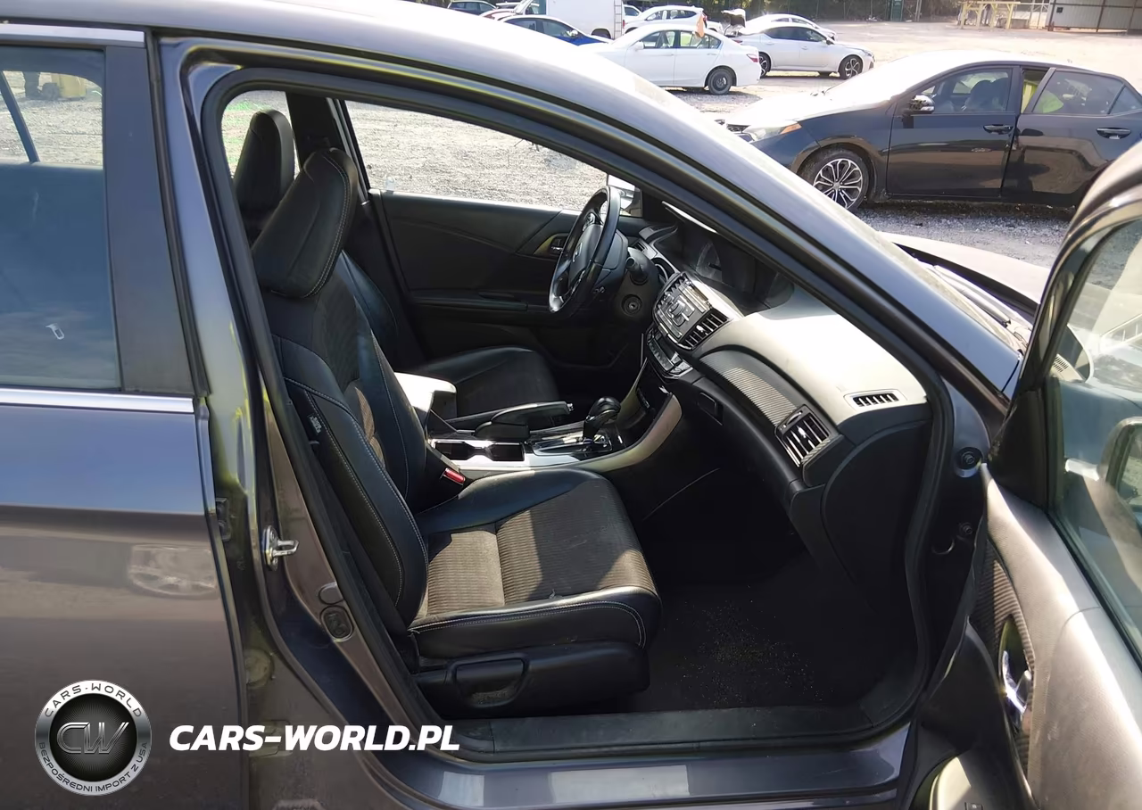 2017 Honda Accord Sport VIN:1HGCR2F54HA011057 - 5
