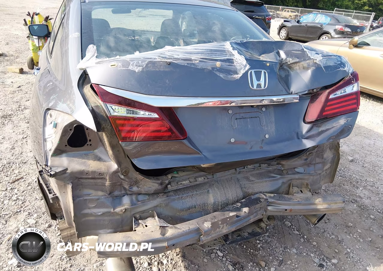 2017 Honda Accord Sport VIN:1HGCR2F54HA011057 - 6