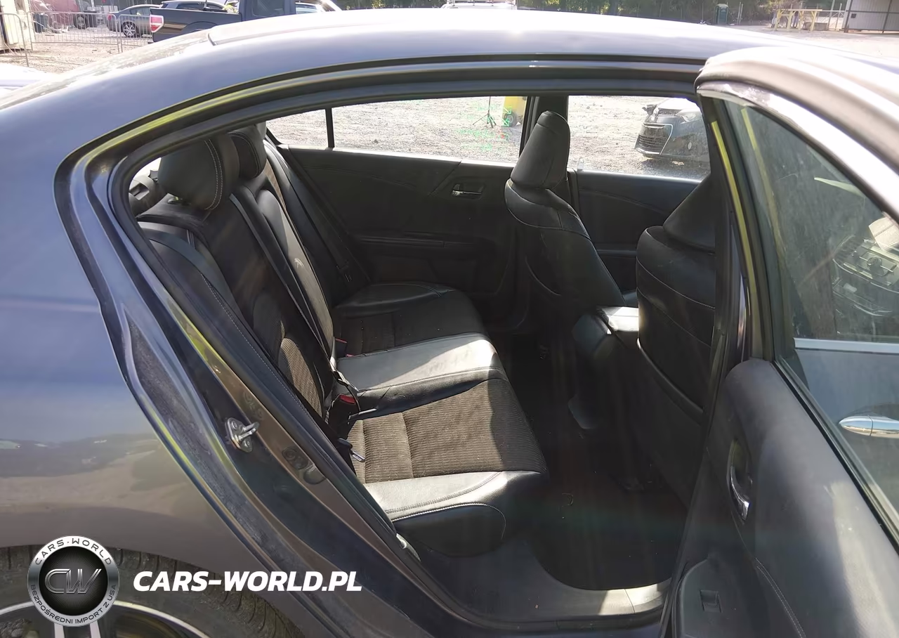 2017 Honda Accord Sport VIN:1HGCR2F54HA011057 - 8