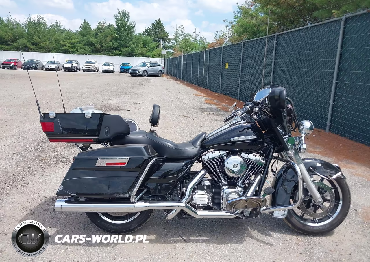 2011 Harley-Davidson Flhtk VIN:1HD1KEM11BB630551 - 12