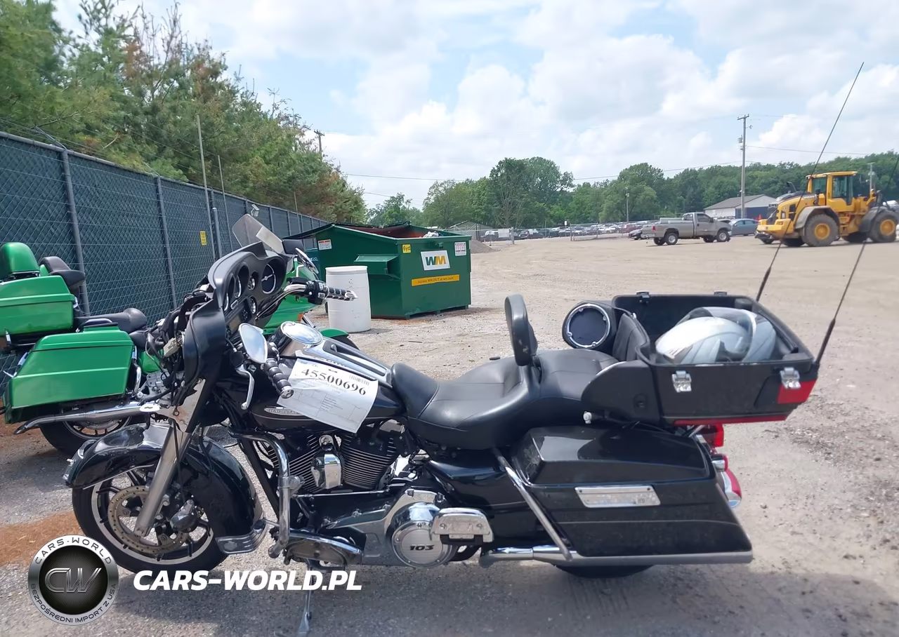 2011 Harley-Davidson Flhtk VIN:1HD1KEM11BB630551 - 13