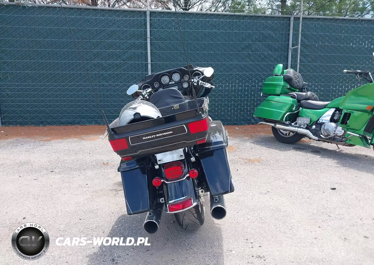 2011 Harley-Davidson Flhtk VIN:1HD1KEM11BB630551 - 6