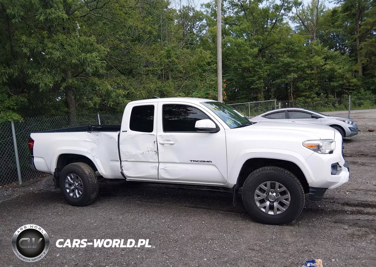 2018 Toyota Tacoma Sr5 VIN:5TFSX5EN7JX058220 - 13