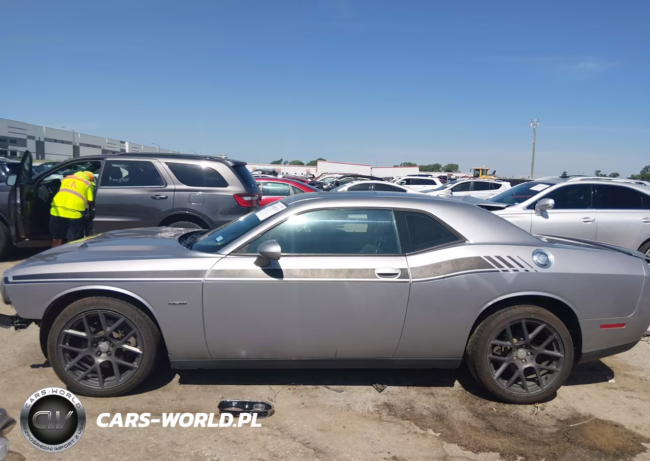 2016 Dodge Challenger R-T VIN:2C3CDZBT4GH331901 - 14