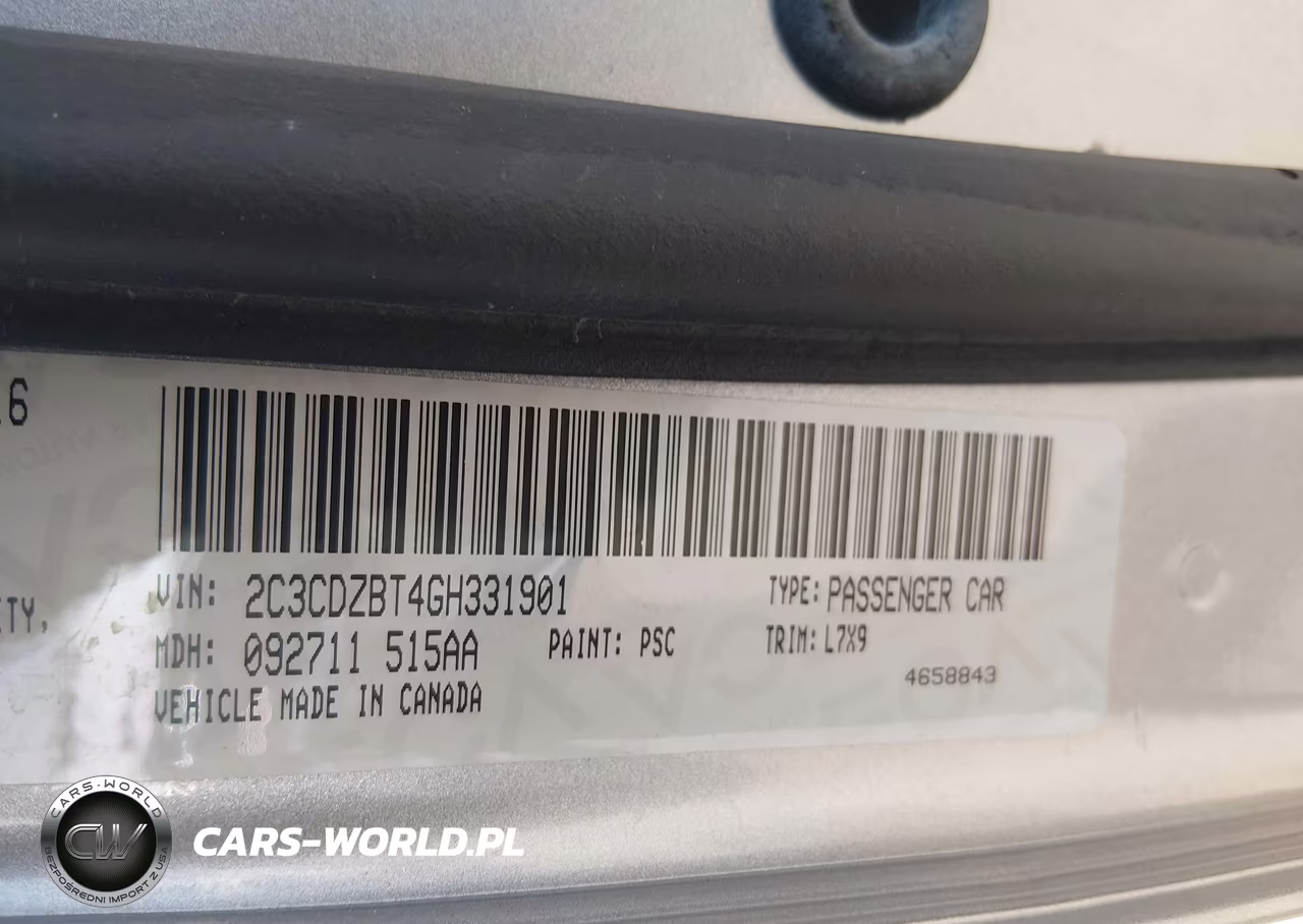 2016 Dodge Challenger R-T VIN:2C3CDZBT4GH331901 - 9