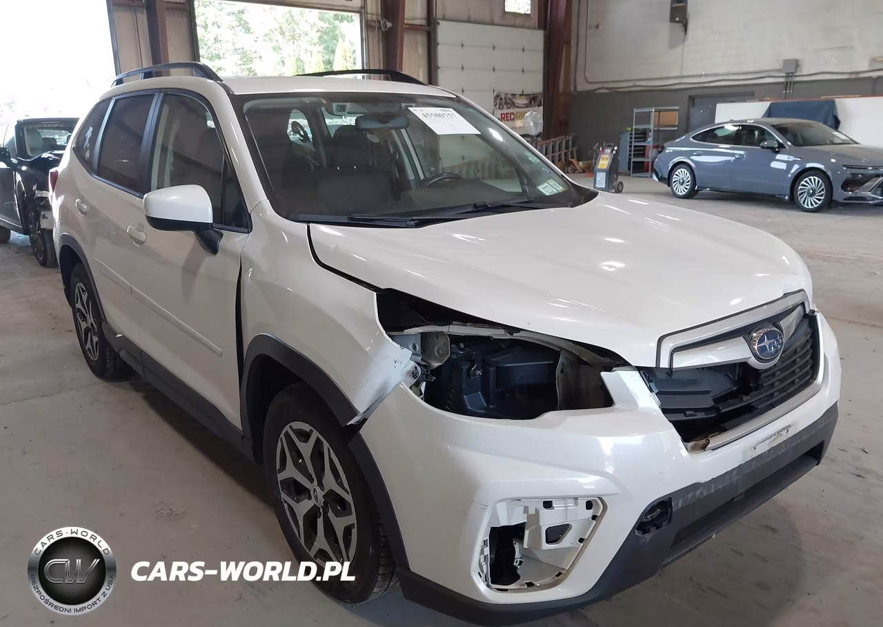 2020 Subaru Forester Premium VIN:JF2SKAGC4LH591482 - 6
