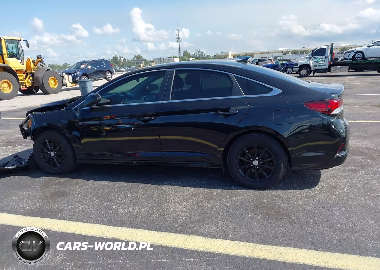 2019 Hyundai Sonata Se VIN:5NPE24AF9KH819413 - 15