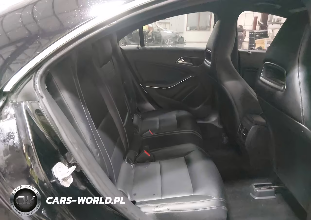 2018 Mercedes-Benz Cla 250 VIN:WDDSJ4EB0JN500886 - 8