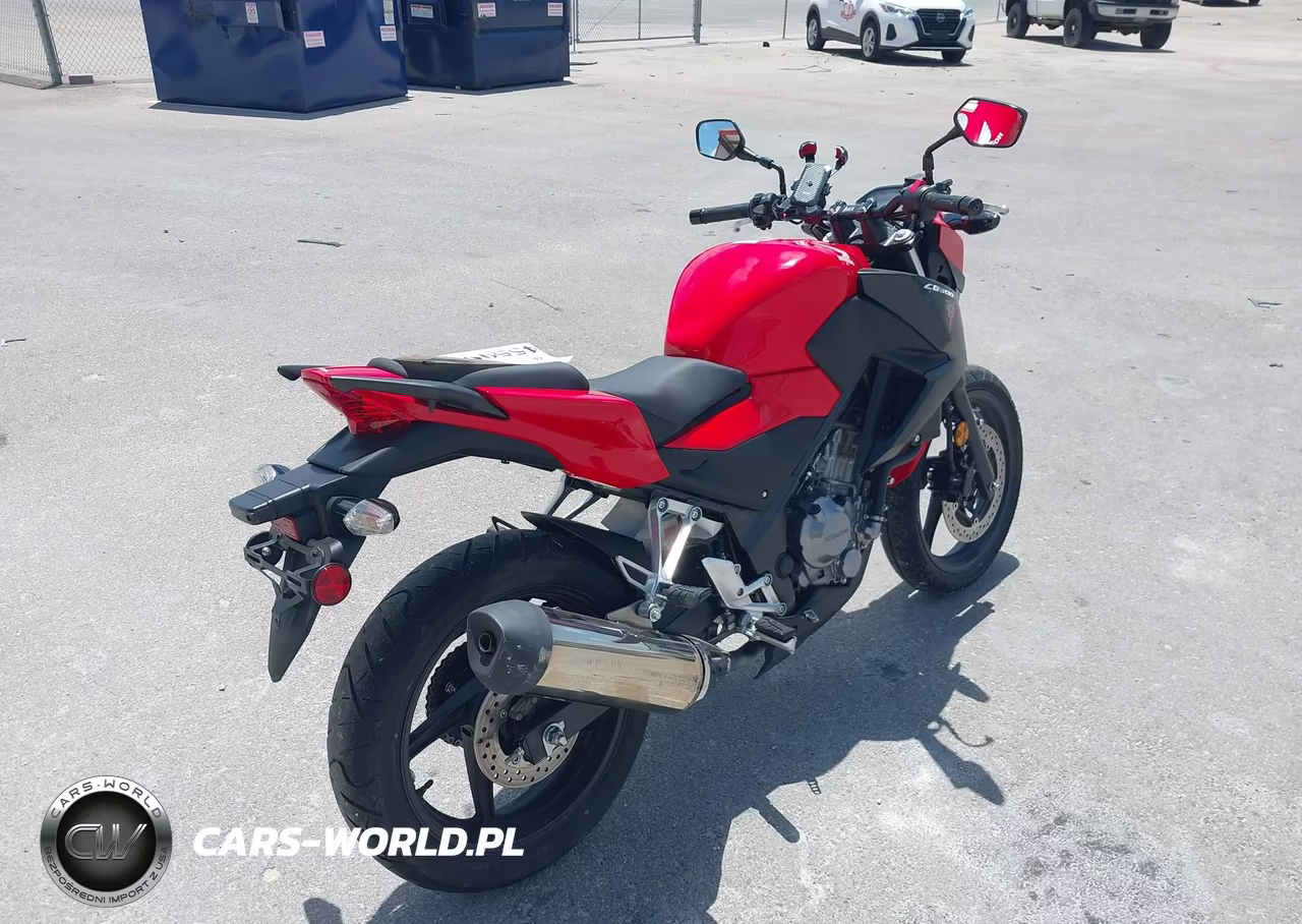 2015 Honda Cb300 F VIN:MLHNC5214F5101082 - 4