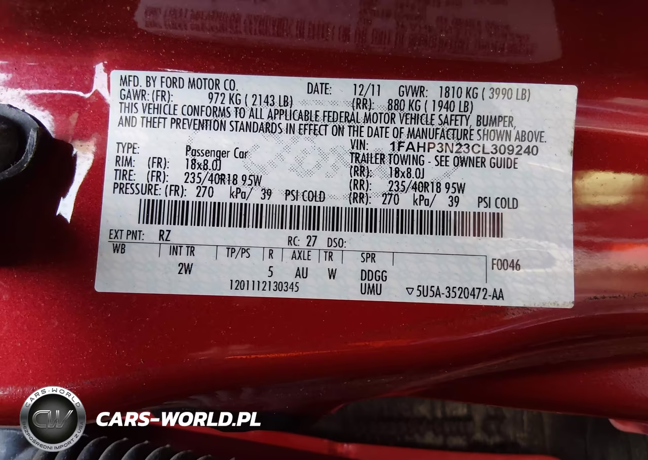 2012 Ford Focus Titanium VIN:1FAHP3N23CL309240 - 9